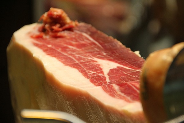 quoi est le jambon serrano